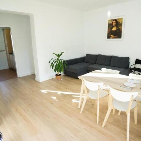 Rentalsevilla Casa Viva Triana Seville Exterior photo
