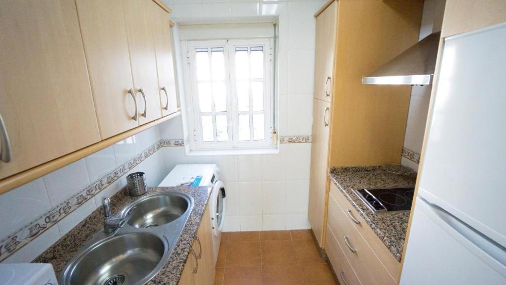 Rentalsevilla Casa Viva Triana Seville Exterior photo